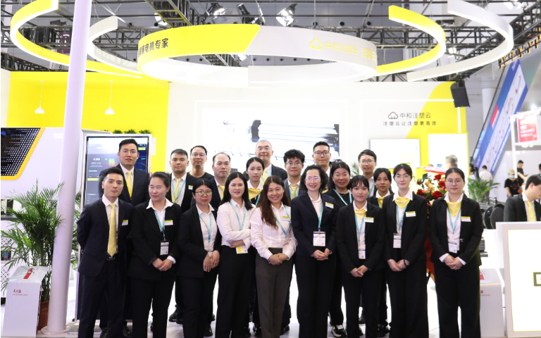 CHINAPLAS 2025完美收官！博捷展位見證直驅科技風暴！